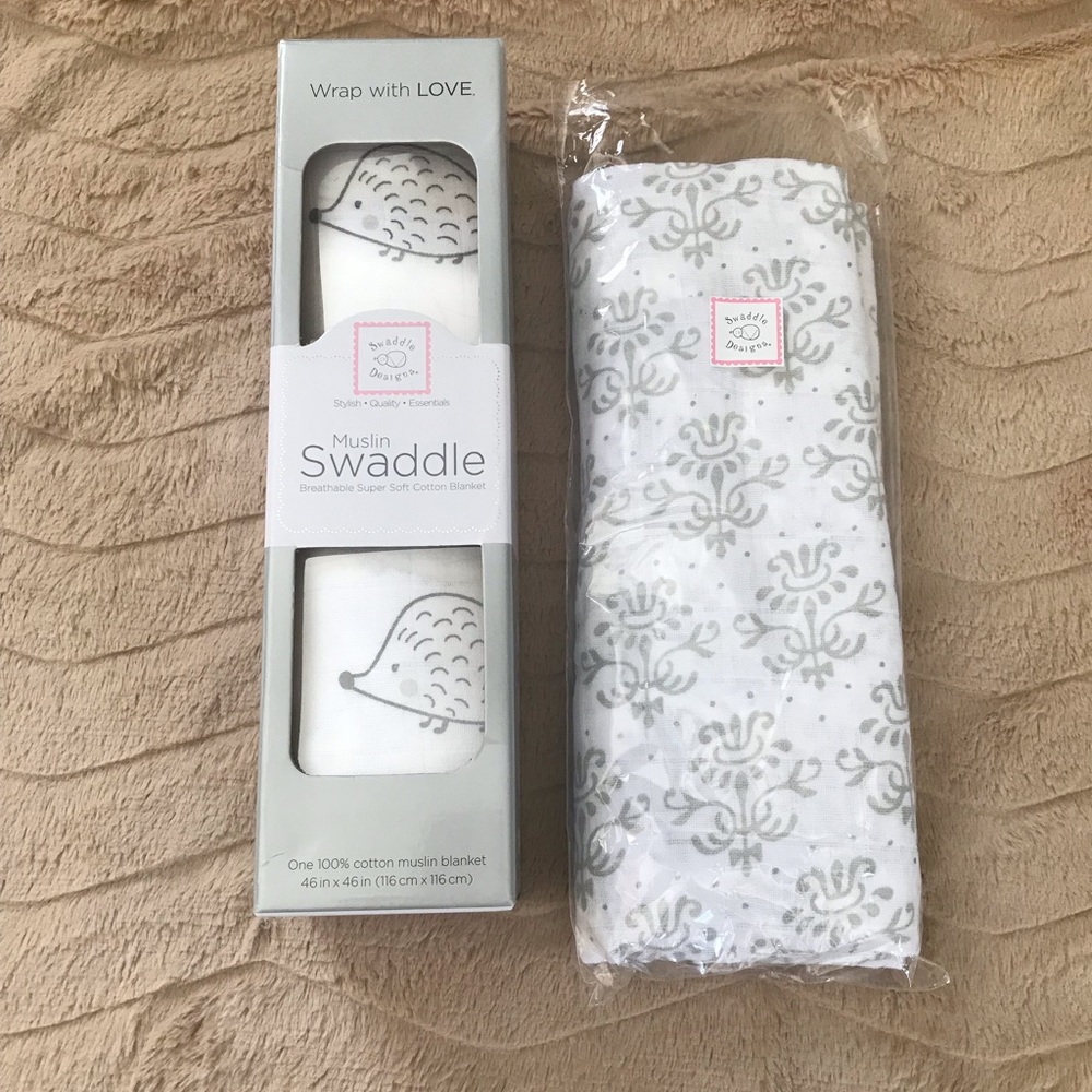 Baby swaddles